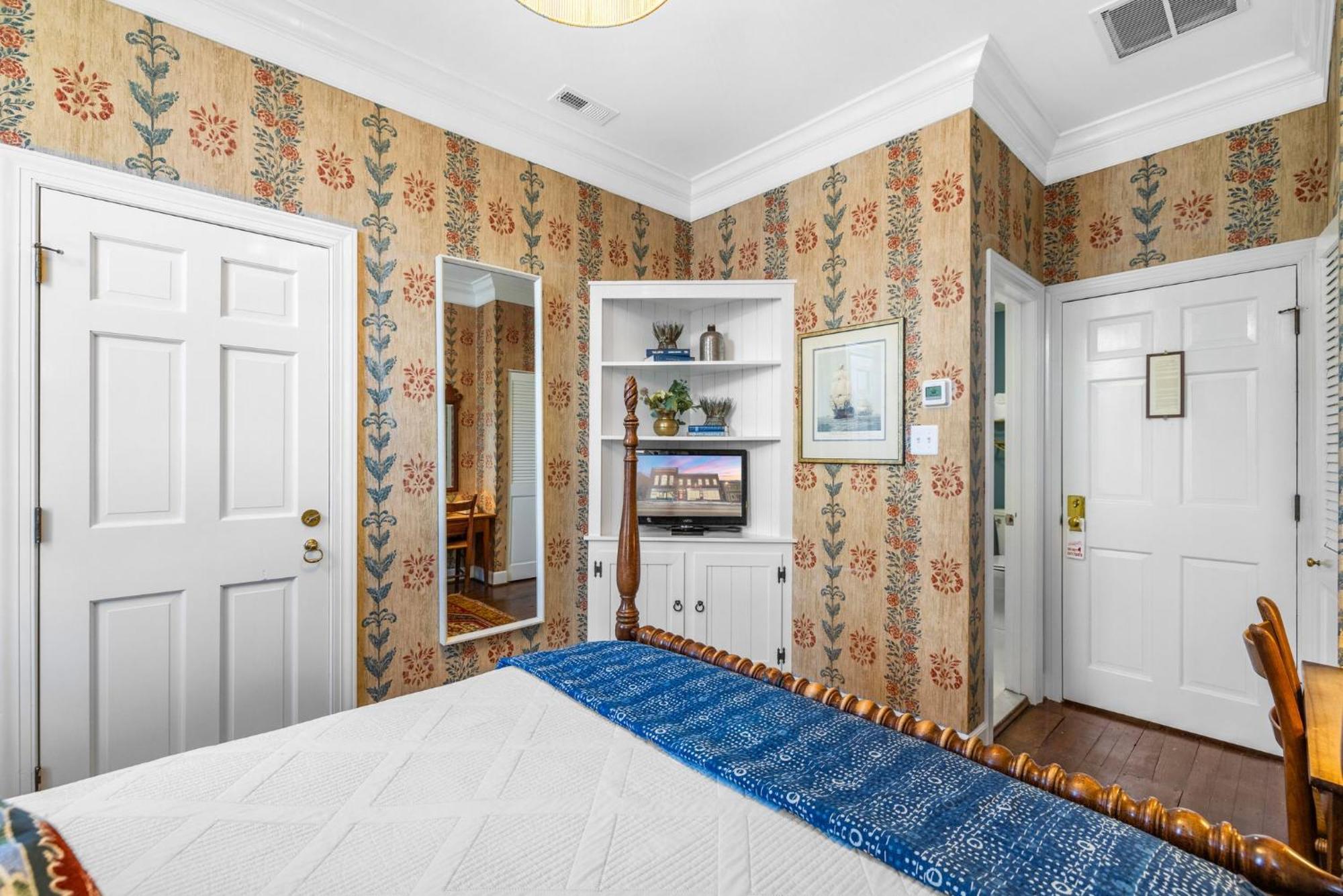 Colonial 4* Leesburg